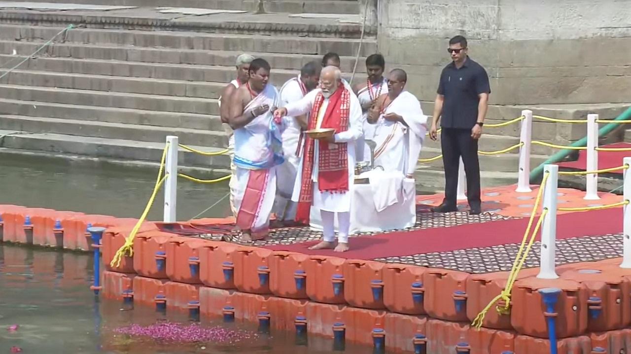 Following the nomination process, PM Modi will hold a meeting with BJP workers at the Rudraksha Convention Centre