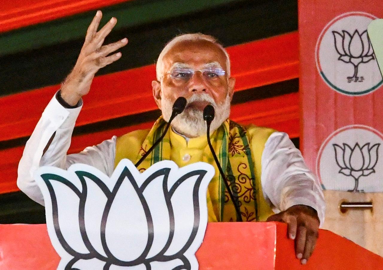 He lambasted the Nehru-Gandhi family, which he referred to as 