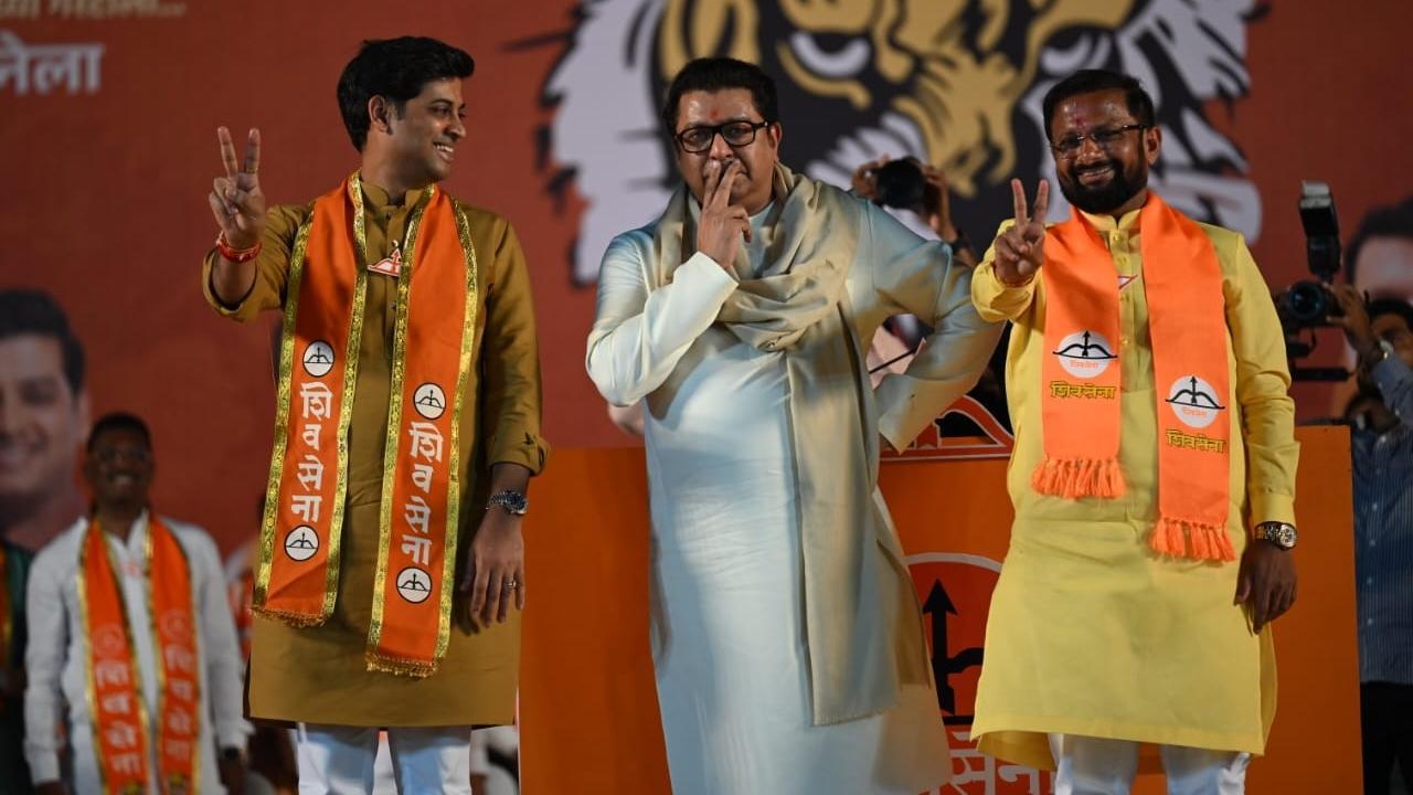 IN PHOTOS: Raj Thackeray shares stage with Shrikant Shinde, Naresh Mhaske