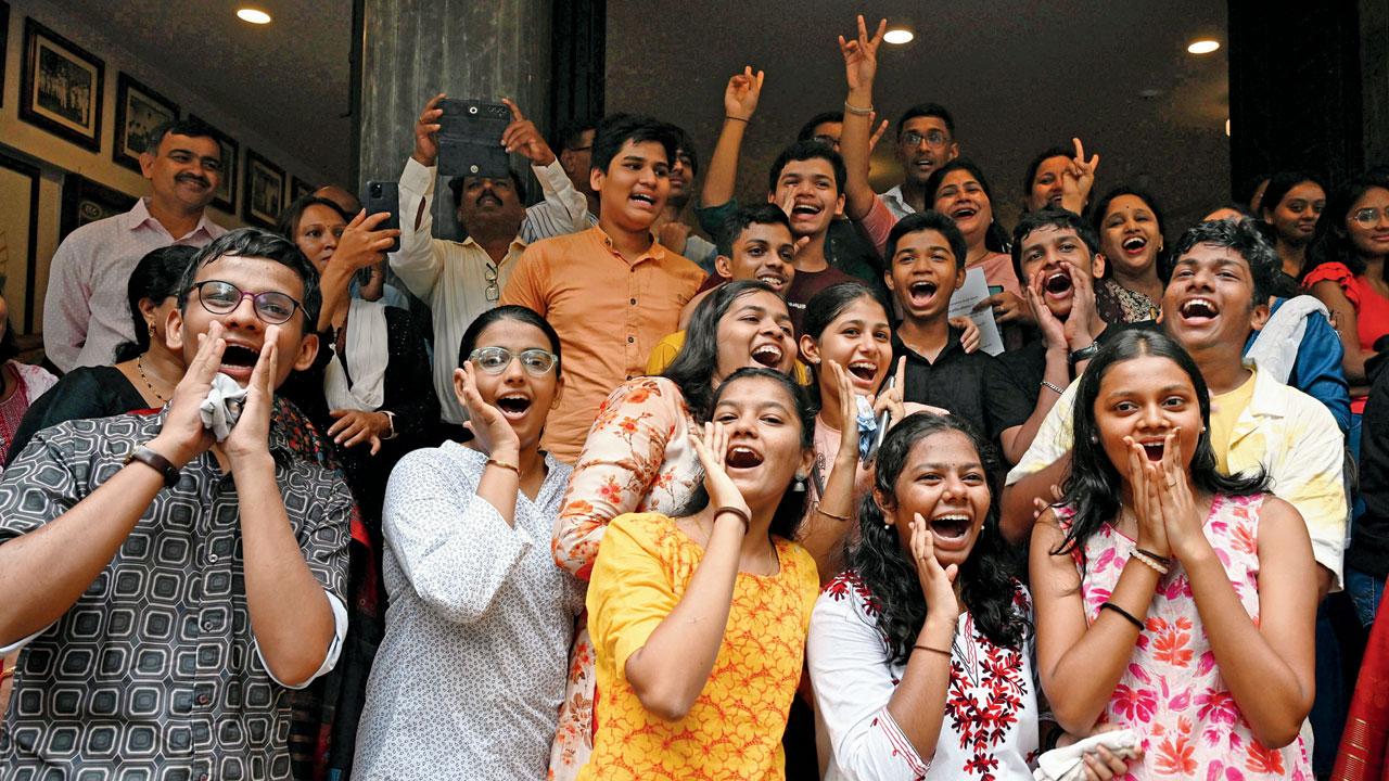 People buying sweets after SSC results in Dadar. Pic/Ashish Raje