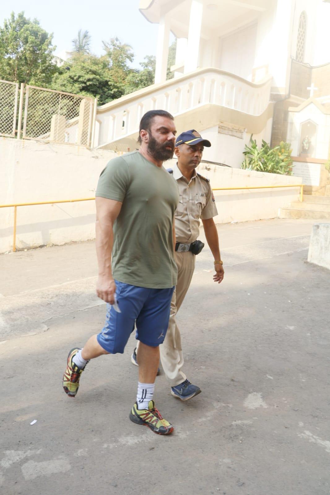 Sohail Khan didn't stay back and went to fulfil his duty