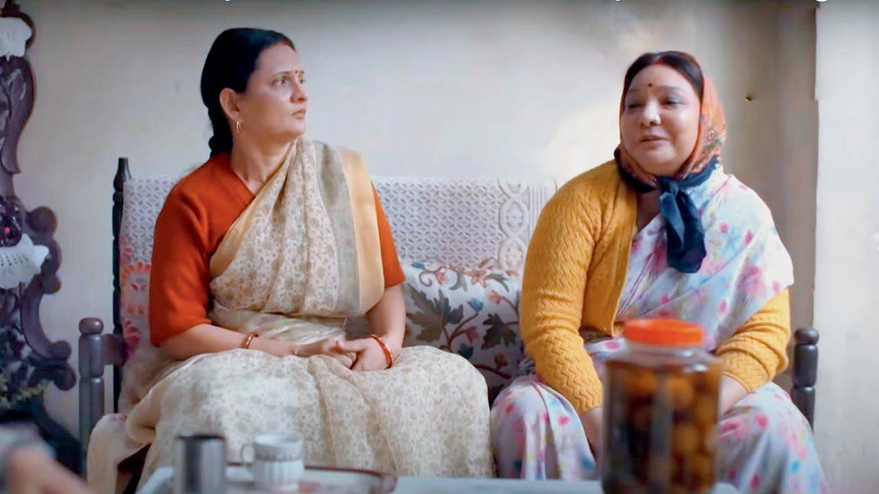 The actor with Geetanjali Kulkarni