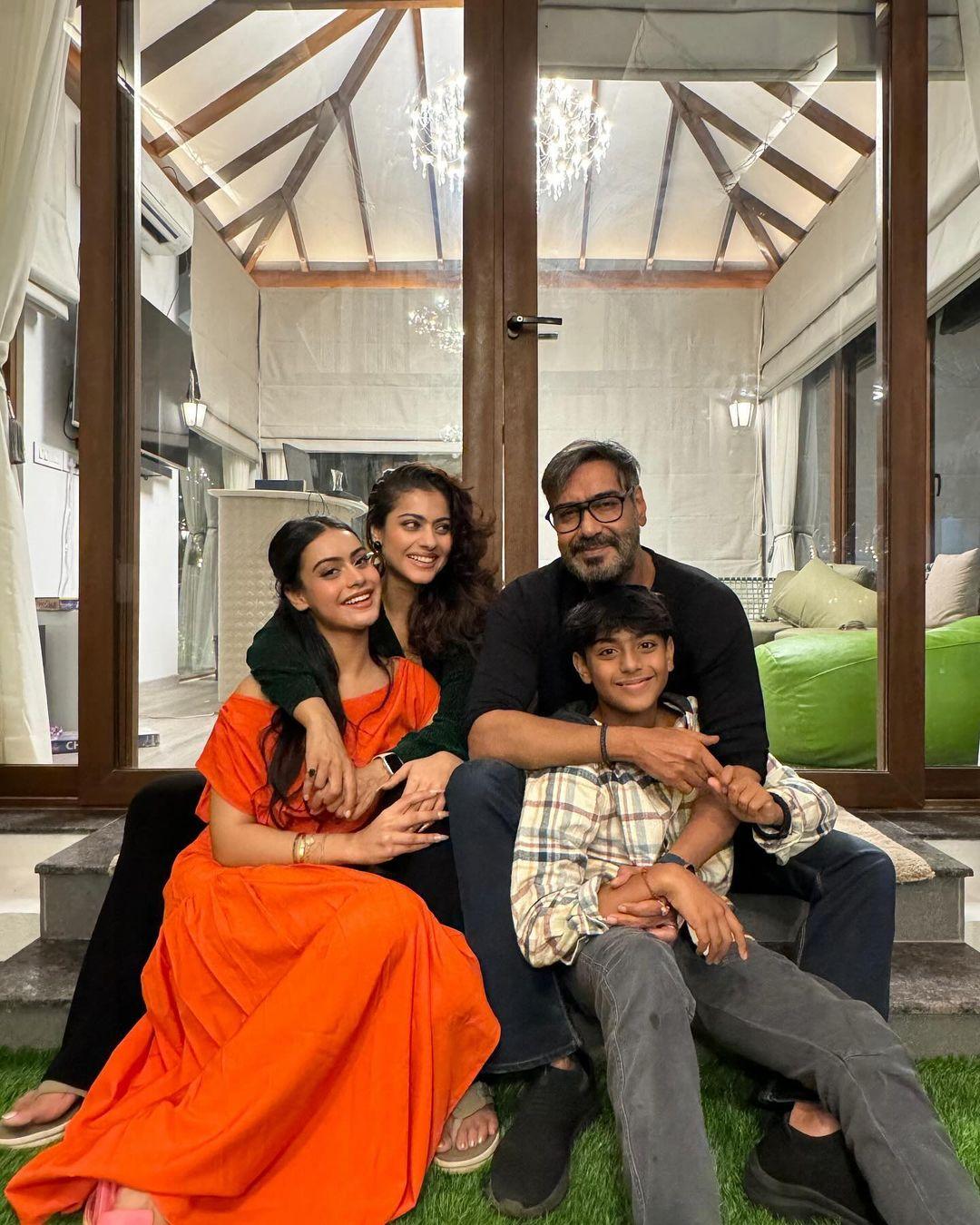 Kajol still wows us with her screen presence. The actress, who is gearing up for 'Do Patti', is a mom of two daughters, Nysa and son Yug