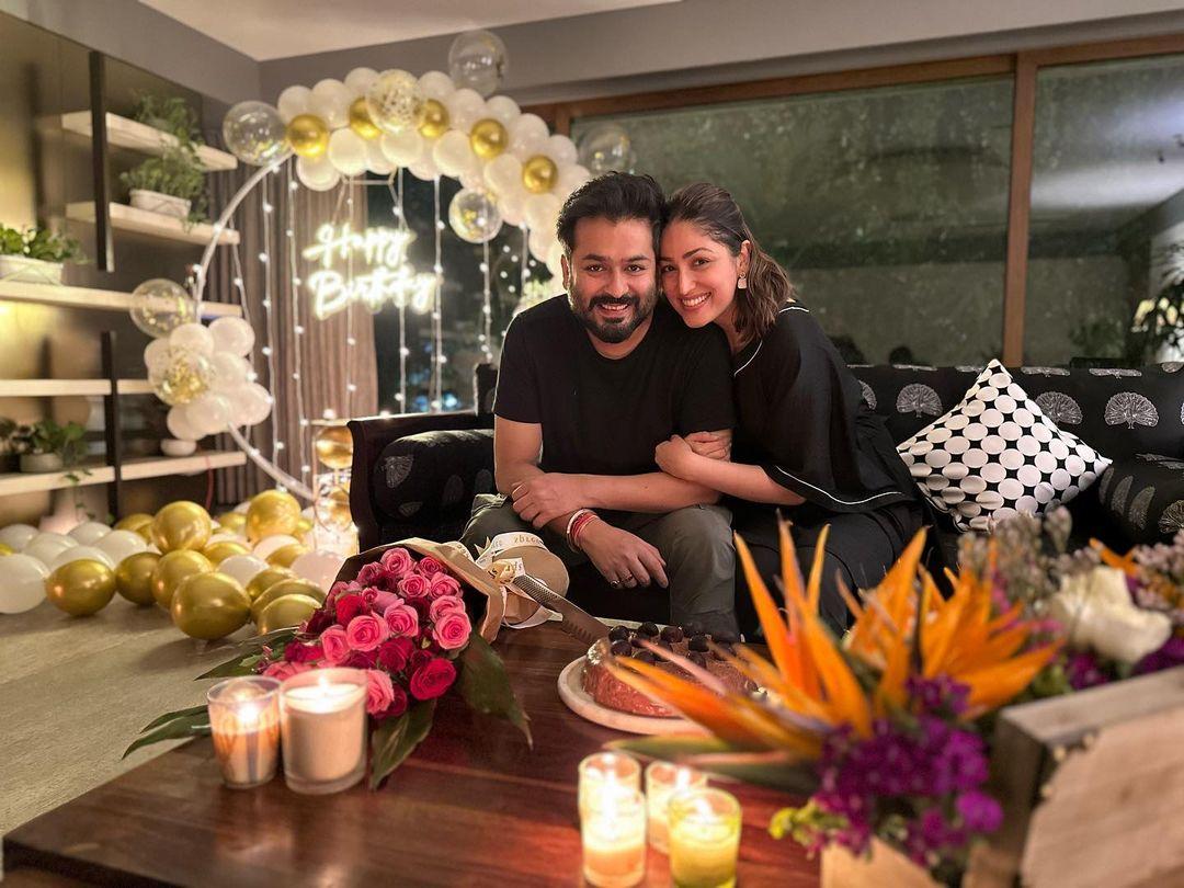 During the shoot of the movie, they became friends and gradually fell for each other