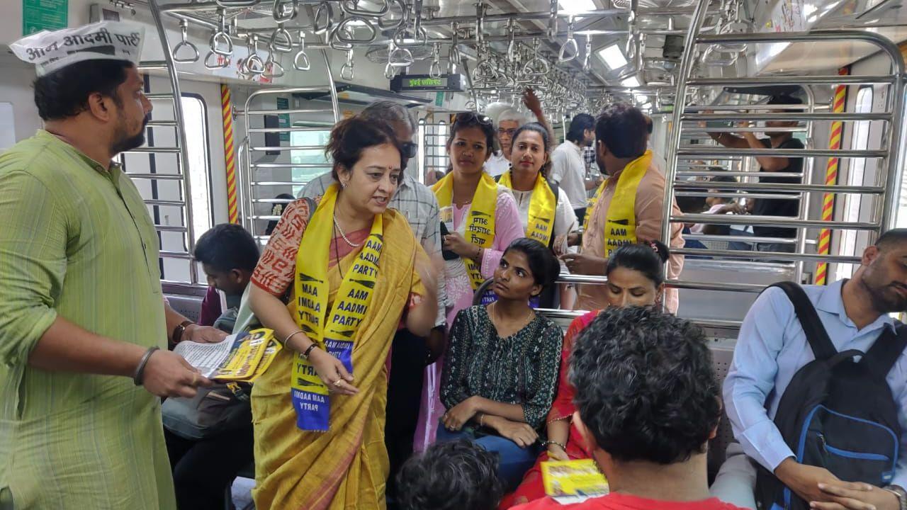 AAP engages with commuters in Mumbai local train for INDIA bloc campaign