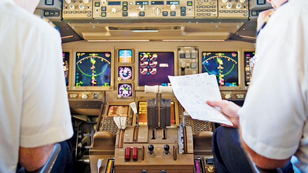 Vistara senior official suspended over pilot conversion training violations