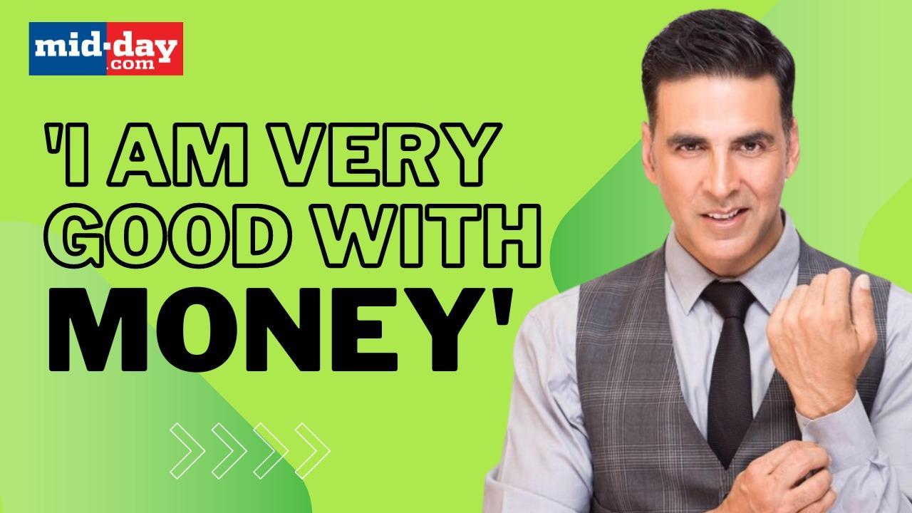 Akshay Kumar reveals he can calculate money faster | Sit With Hitlist