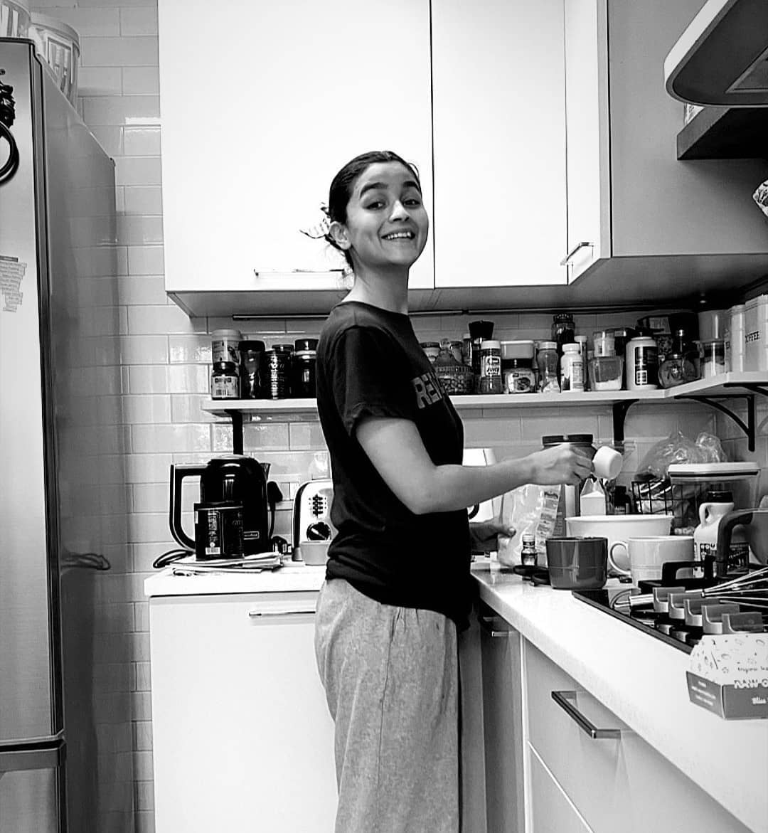 Alia Bhatt
Since she's committed to staying fit, Alia avoids sugar most of the time. Instead, she enjoys baking nutritious treats with her sister Shaheen, like healthy chocolate cakes and grain-free paleo banana breads. 