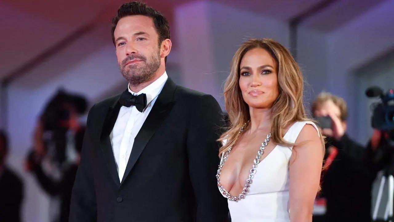 Ben Affleck living alone amid Jennifer Lopez split rumours: Report