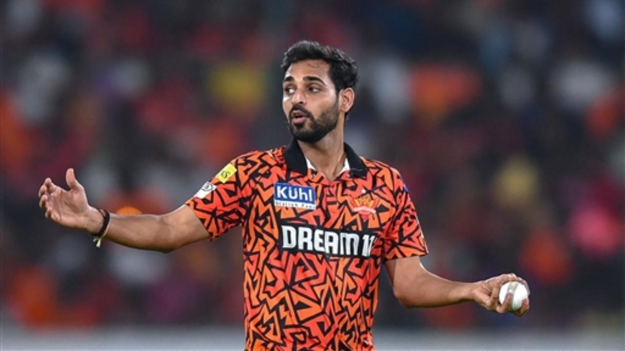 Jaiswal, Parag's fifties in vain as Bhuvneshwar helps Hyderabad win by one run
