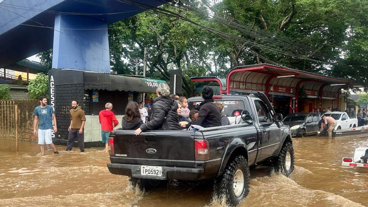 Operators reported electricity, communications and water cuts across the state. More than 24,000 people had to leave their homes, according to the civil defence agency