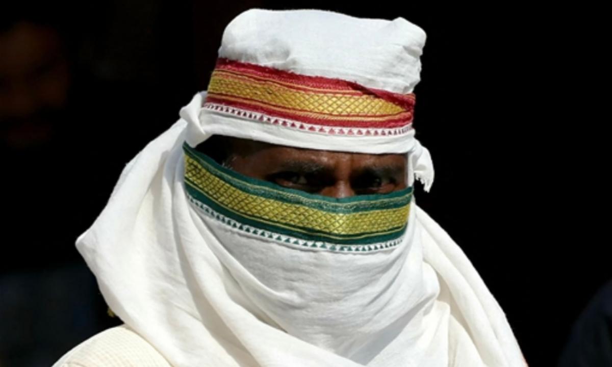 Large parts of northern and central India remained in the grip of a sweltering heat wave on Wednesday with the maximum temperature in the national capital soaring to a 79-year high.