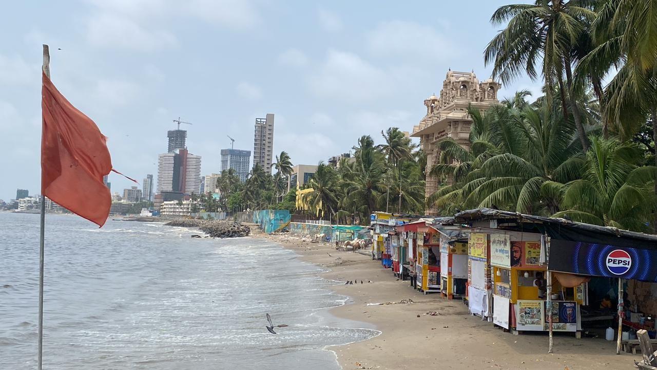 The alert highlighted the possibility of heavy rains affecting Maharashtra and Gujarat around May 28, based on meteorological models.