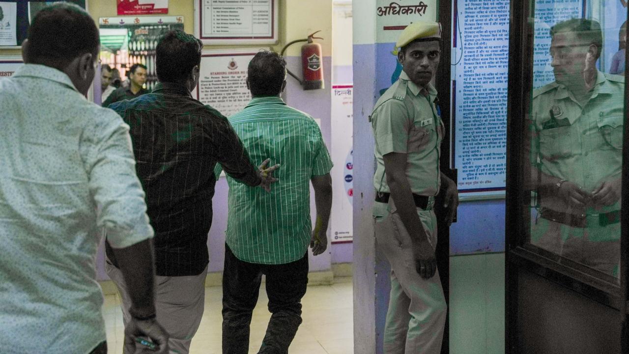 The private neonatal hospital in the Vivek Vihar area where a blaze killed the seven newborns and injured five others was operating despite the expiry of its licence