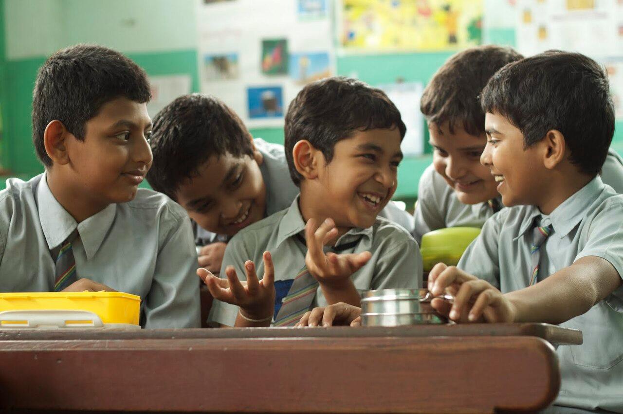Stanley Ka Dabba: 
School boy Stanley does not carry lunch, which is noticed by a teacher who forces kids to share their food with him. He soon warns Stanley that he must get a lunch box if he wants to attend school