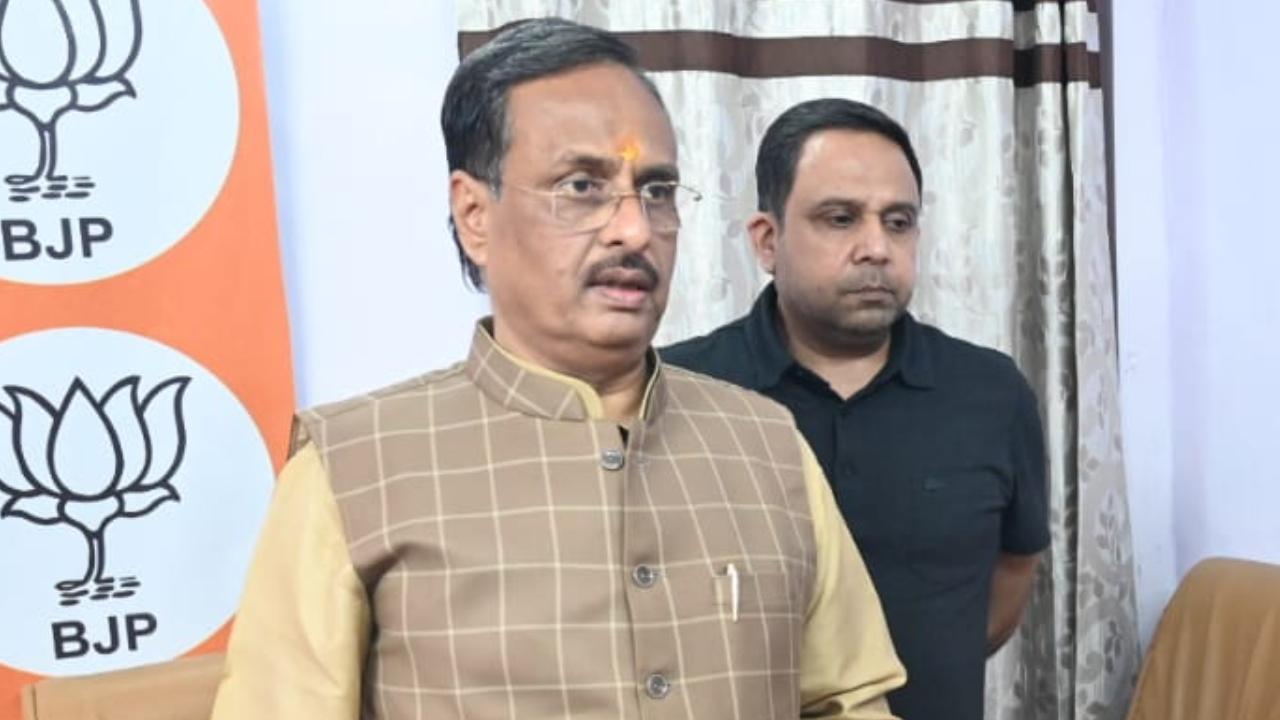 Opposition wants power to loot people: BJP leader Dinesh Sharma