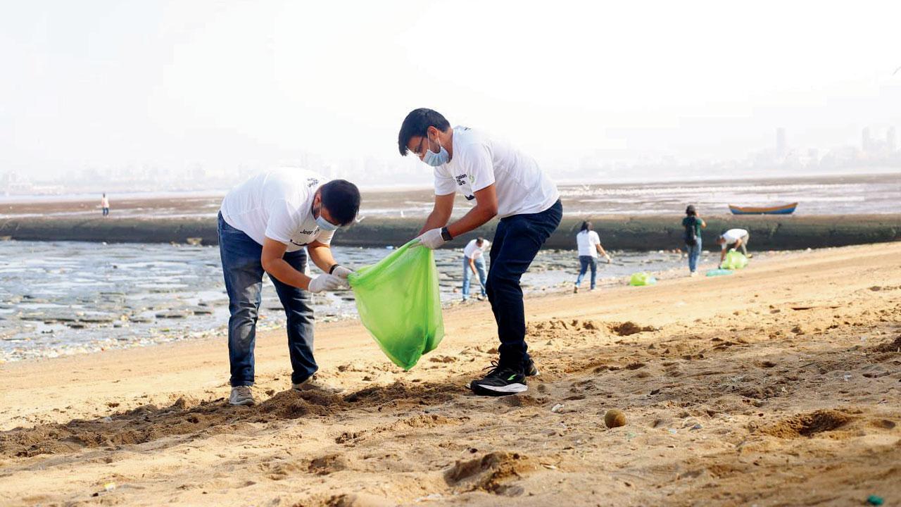 Volunteers collect trash at a previous clean-up drive in Prabhadevi