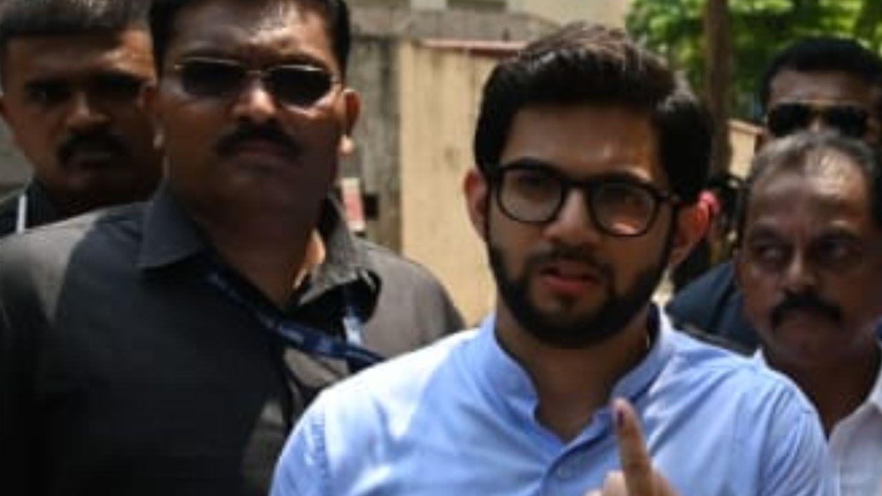 Aaditya Thackeray: Mumbaikars complaining about facilities outside polling booth