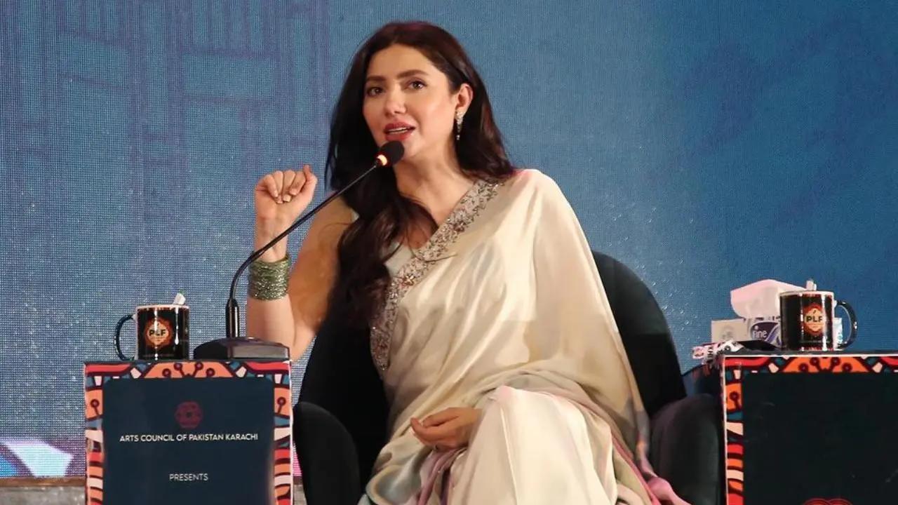 Mahira Khan reacts to an object being thrown at her on stage during the Pakistan Literature Festival in Quetta. Read more 