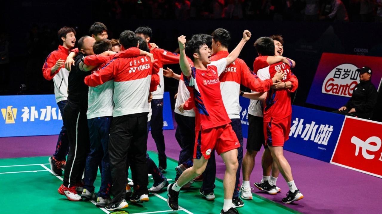 China’s team celebrates after winning against Indonesia at the men’s final match at the end of the Thomas and Uber Cup badminton tournament (Pic: AFP)