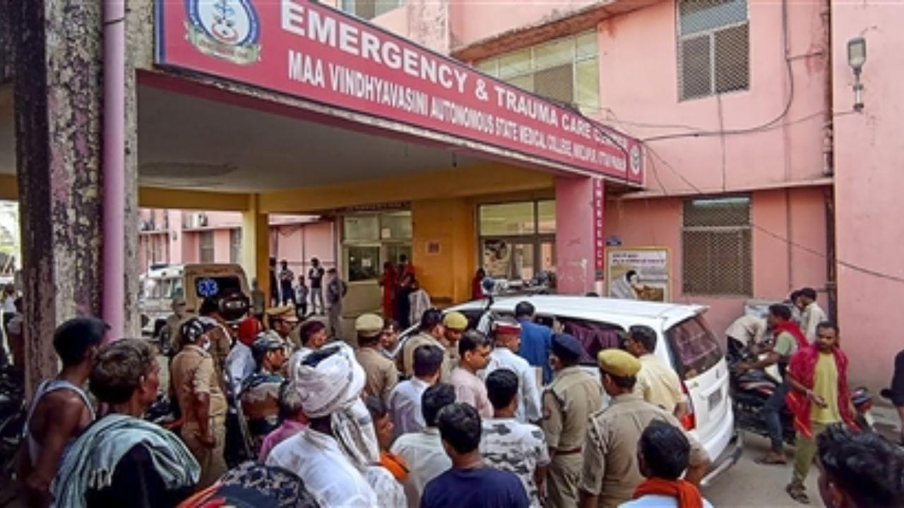 Among the fatalities, 25 were poll staff members who succumbed to suspected heatstroke while on duty. These deaths highlight the harsh conditions faced by those working during the election period in extreme temperatures.