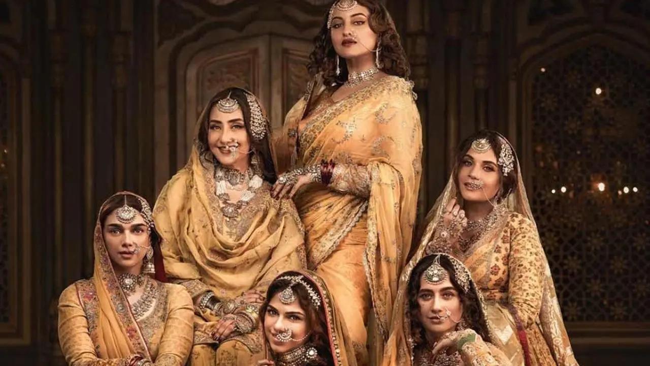 Heeramandi fashion: From Manisha Koirala to Sonakshi Sinha, a look at the colonial-Indian style from SLB's latest creation