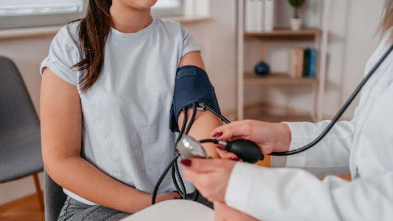 High BP in childhood may raise risk of heart attack later: Study