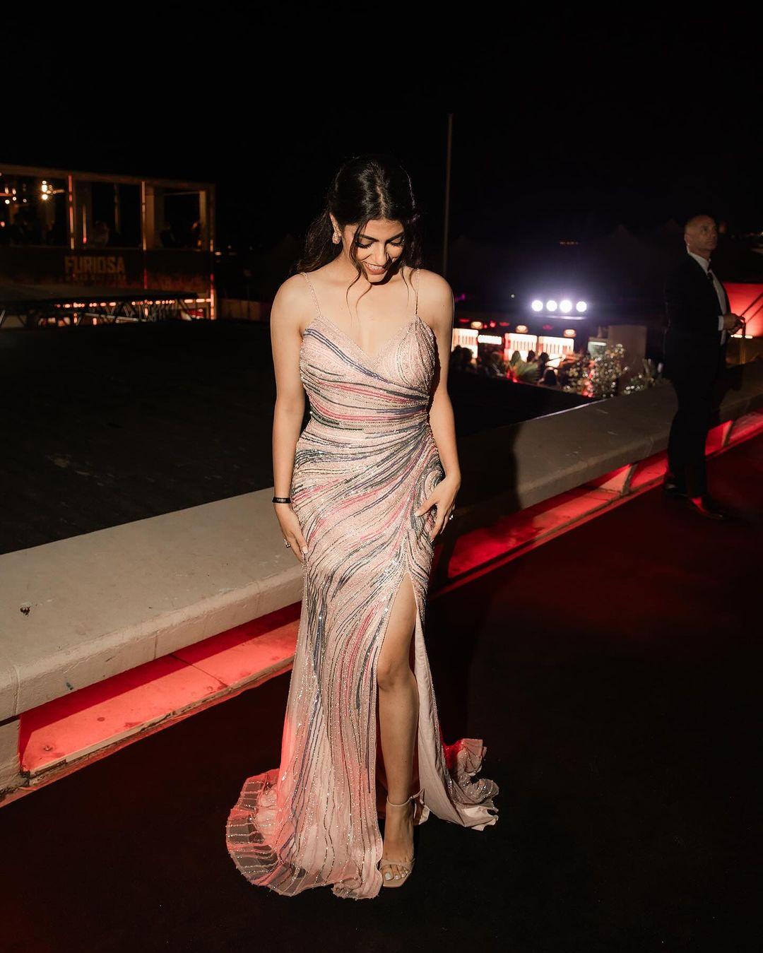RJ Karishma, the Indian artist looked stunning in a sparkling pink gown designed by the renowned Neharika by Nour. 