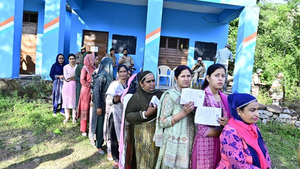In border villages of Sehar and Makri, located just metres from the Line of Control (LoC) in Jammu and Kashmir’s Rajouri district, polling stations came alive.