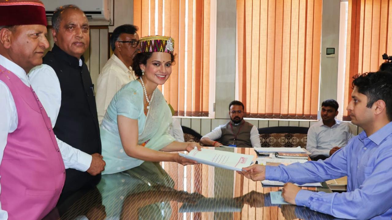 Kangana Ranaut files for nomination from Mandi