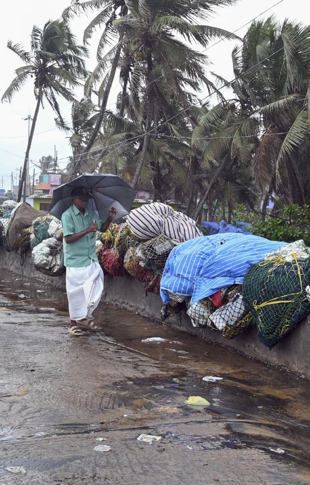 An Orange alert has been issued for Pathanamthitta, Kottayam and Idukki districts