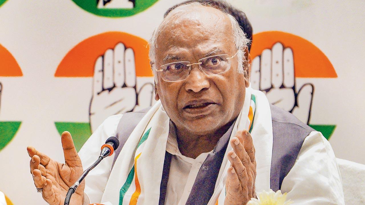 Congress issues warning to its leaders