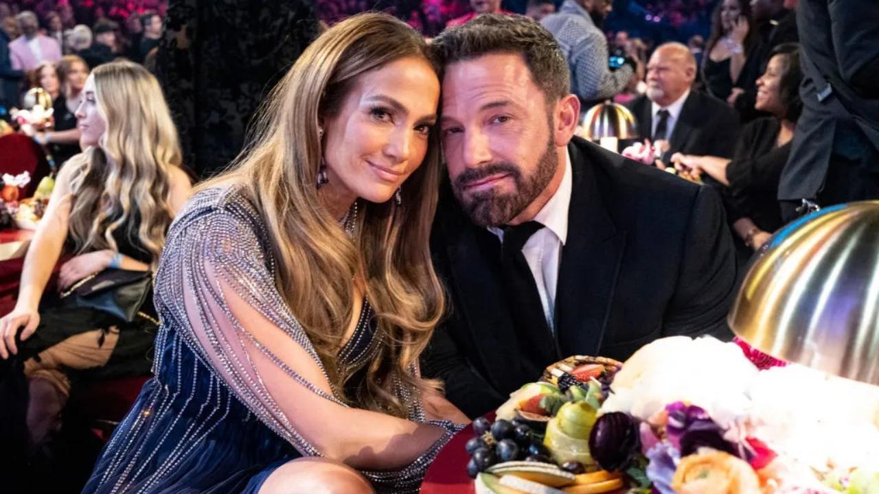 Nearly two years after marriage, Jennifer Lopez and Ben Affleck headed for divorce? 