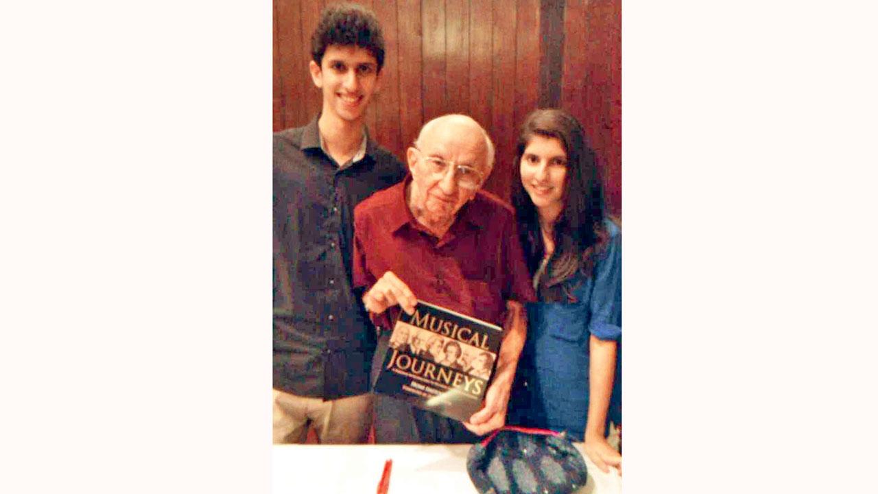 Homi Dastoor with grandchildren Zarir and Ayesha at the NCPA launch of Musical Journeys, the book he authored in 2014 at age 90
