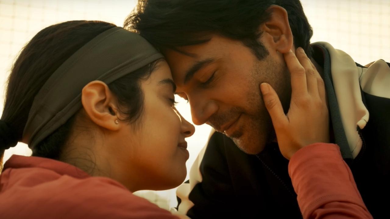 Janhvi Kapoor on filming intimate scene with Rajkummar Rao: 'We were dying'