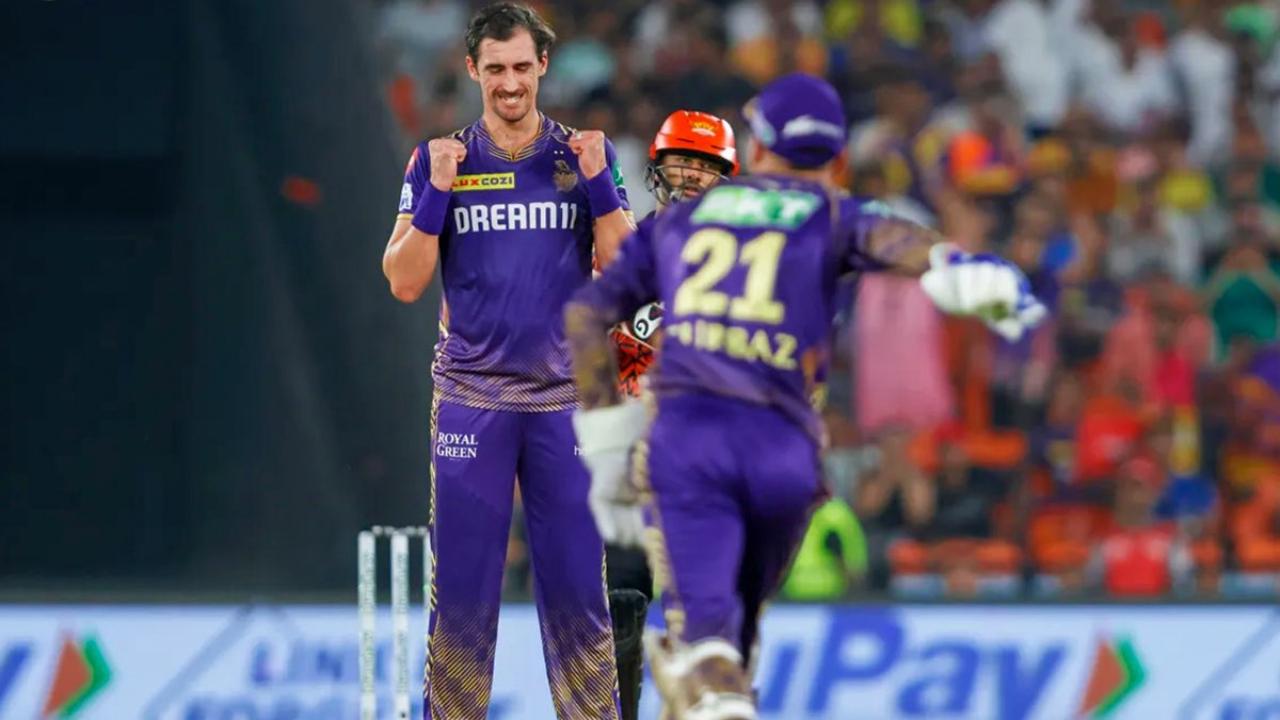 Having opted to bat first, Sunrisers Hyderabad were bowled out for 159 runs, thanks to Kolkata's lead pacer Mitchell Starc. The speedster claimed three wickets for 34 runs in his four overs