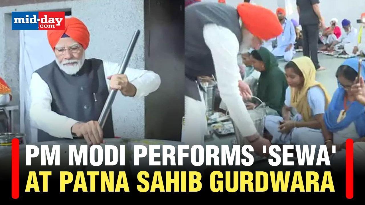 PM Modi Performs Sewa At Gurudwara Patna Sahib In Bihar, Serves Langar