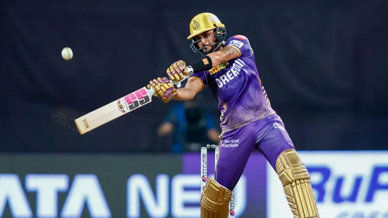 KKR batsman Manish Pandey has gained the limelight in the previous match against MI. Despite losing wickets, Pandey stood strong and scored 42 runs off 31 deliveries including 2 fours and 2 sixes