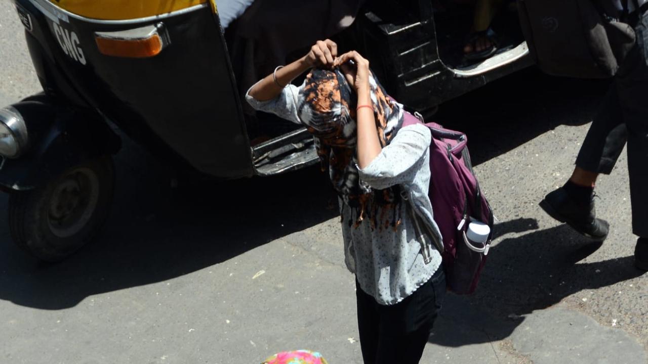 The showers led to a dip in mercury in different areas of Vidarbha where temperatures were hovering over 40 degrees Celsius