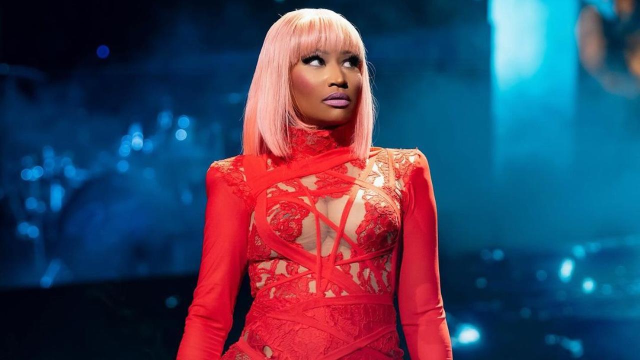Nicki Minaj detained on suspicion of carrying soft drugs at Amsterdam airport, live streams incident