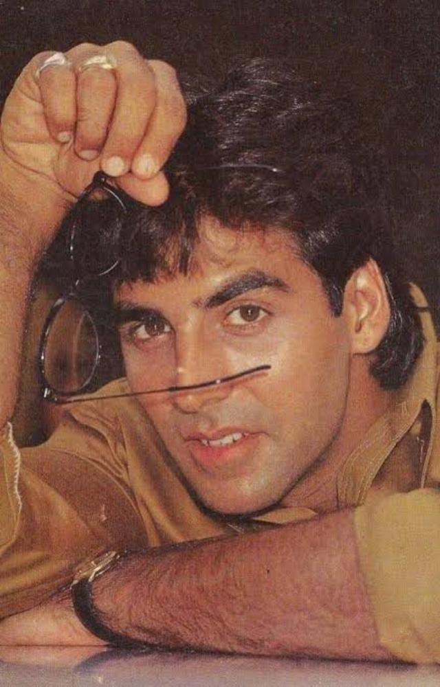Akshay Kumar`s journey from martial arts expert to Bollywood superstar began with his debut in 'Saugandh' (1991). 