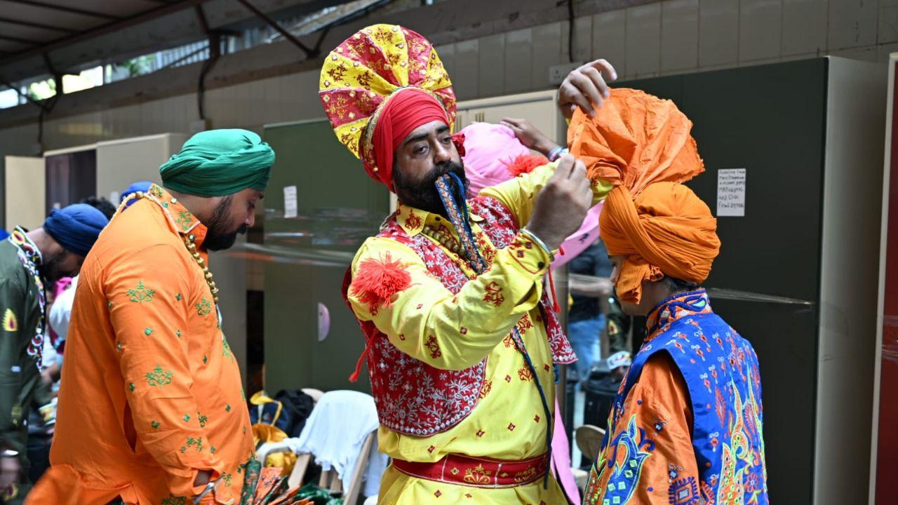 PM Modi's Ghatkopar roadshow will start from Ashok Silk Mill in Ghatkopar West and will be terminated at Paswanath Jain temple in Ghatkopar East. 