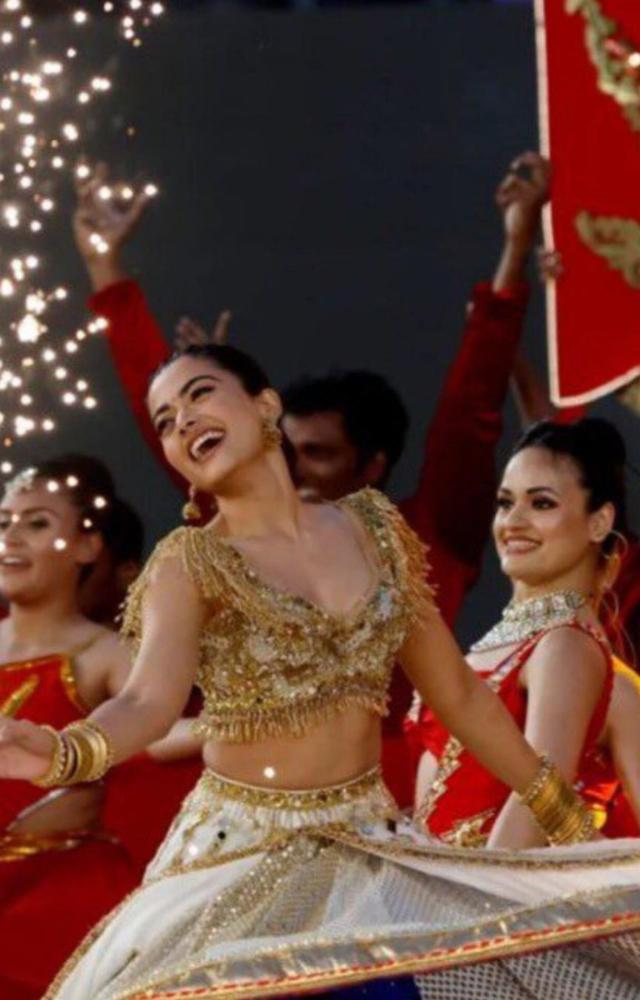 Actress Rashmika Mandanna attended the IPL and performed 