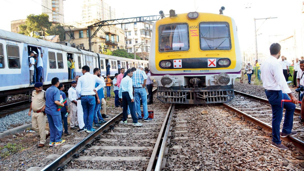 Exclusive | Mumbai: Is Railway staff feeding false data into CR system?
