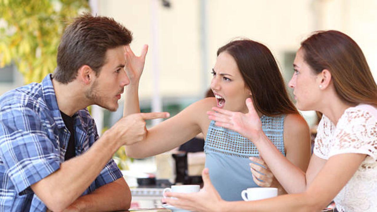 Should you discuss your relationship issues with friends?