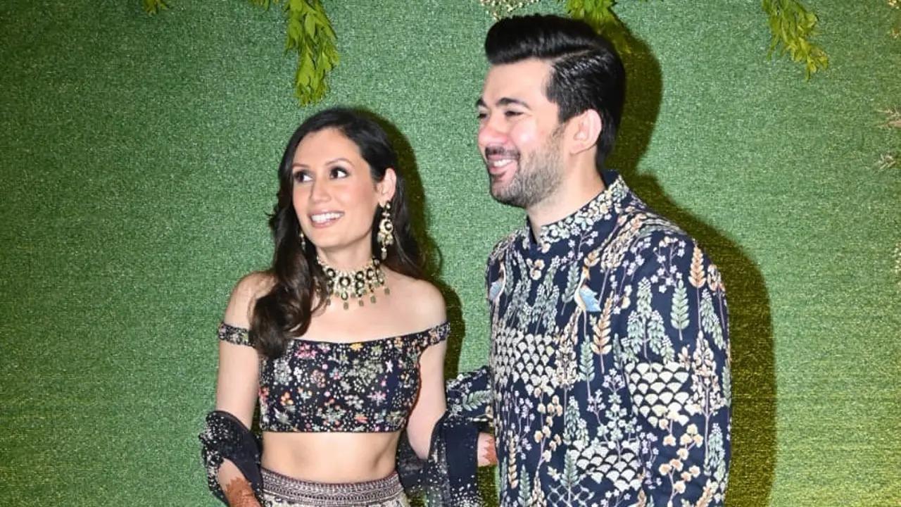 Karan Deol and his wife Drisha Acharya wore colour co-ordinated outfits for their glittery sangeet night