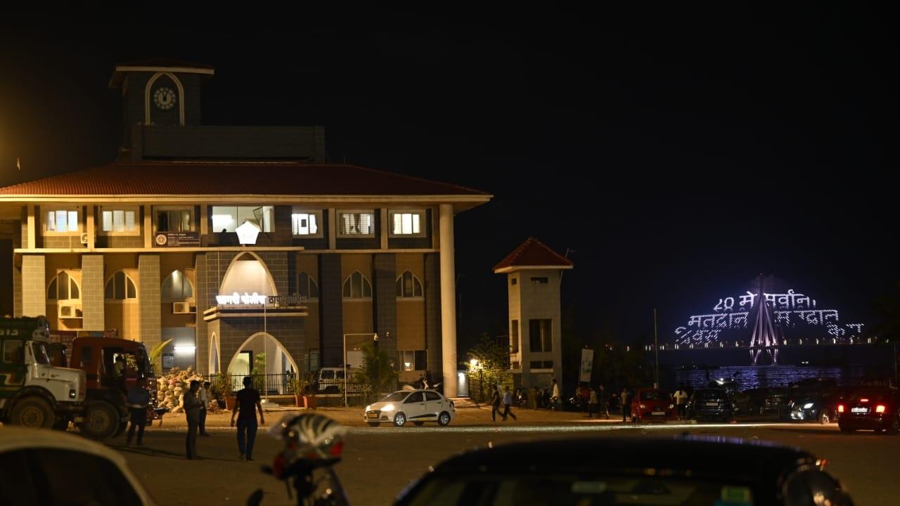 The main contest in Maharashtra and Mumbai is between the ruling Mahayuti comprising the Shiv Sena, BJP and NCP, and the opposition alliance of the Shiv Sena (UBT), Congress and NCP (SP)