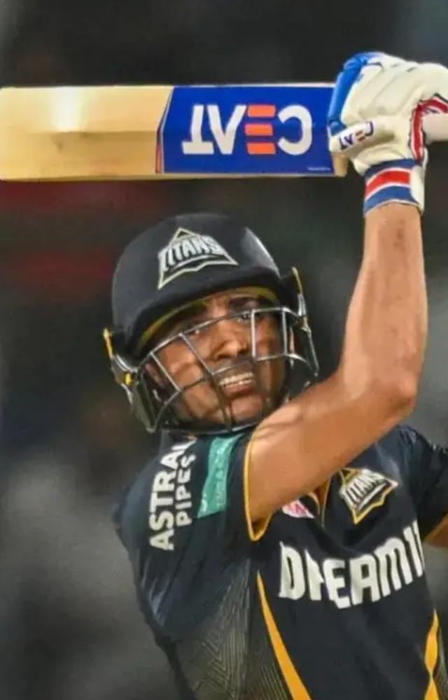 RCB vs GT: Players to watch out for!