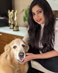 Besides her son, Devyaan, Shreya adores her fur baby and frequently shares glimpses of him on her Instagram.