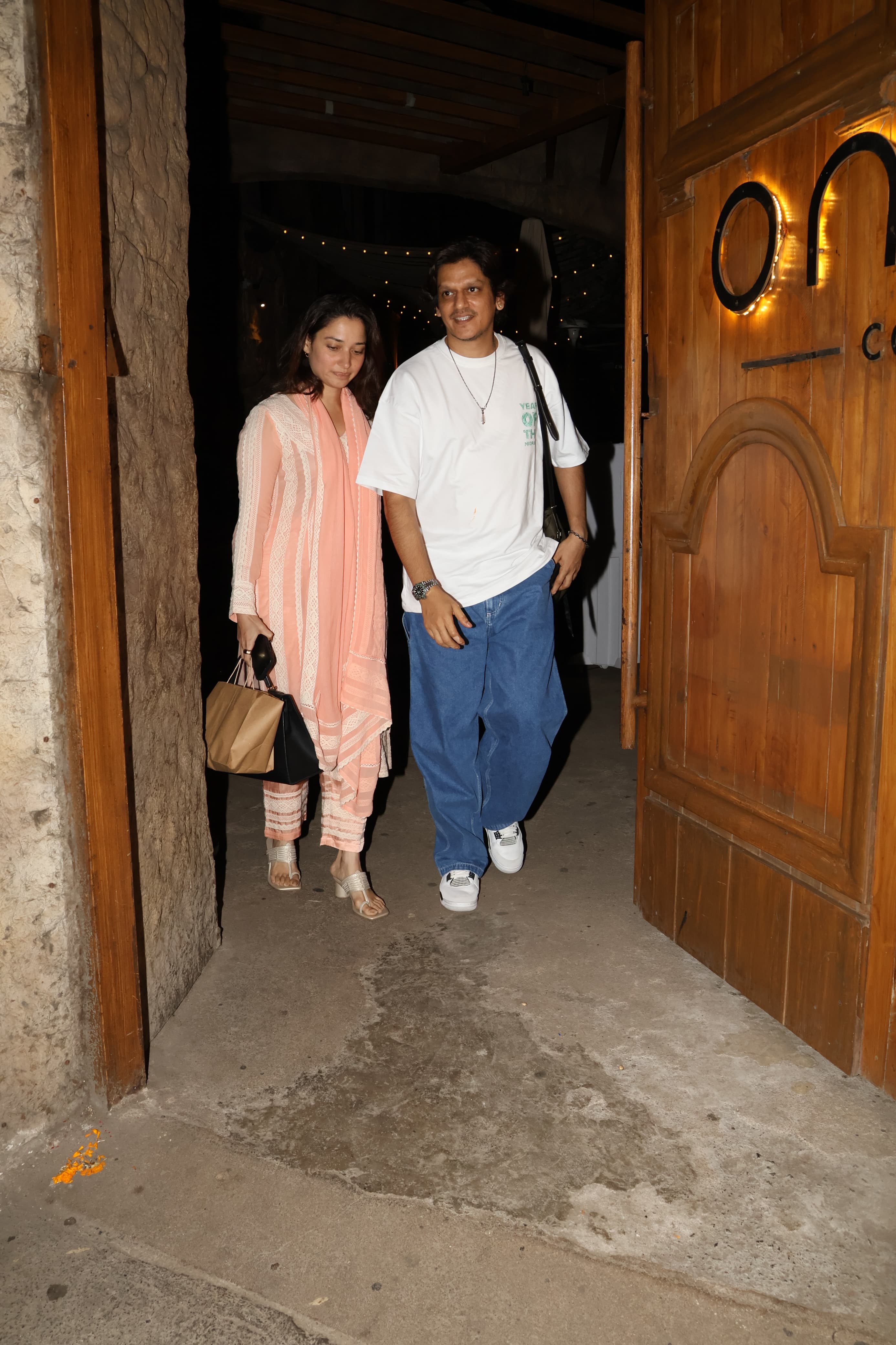 Last night Tamannaah Bhatia and Vijay Varma were snapped as they went to One 8